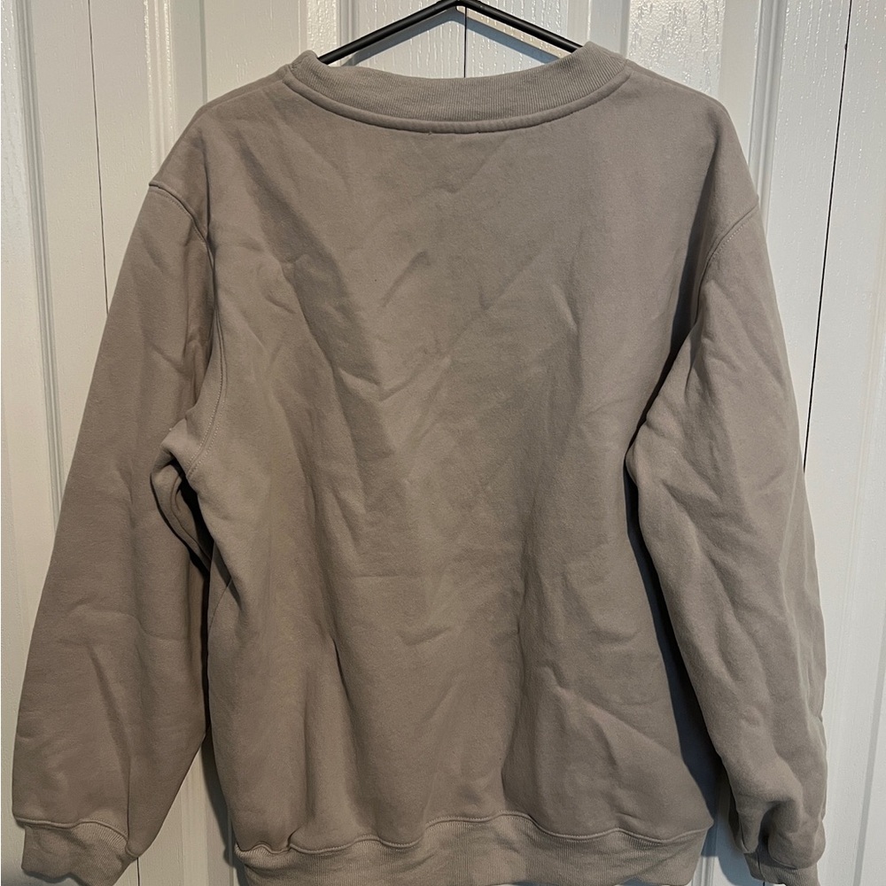 White Fox Boutique Gray Sweatshirt - Picture 3 of 3